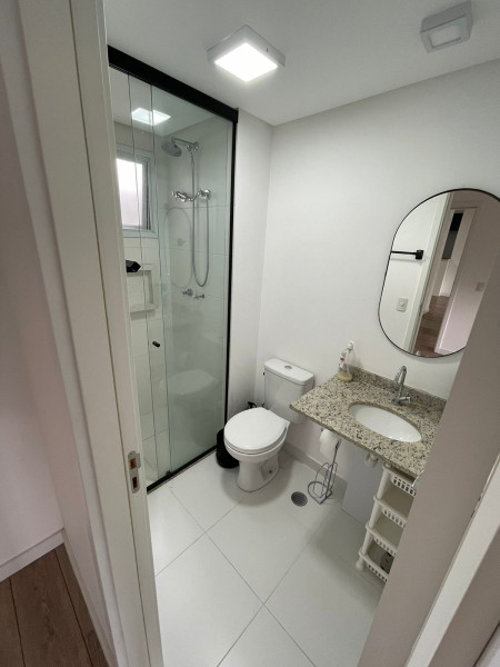 Apartamento à venda Vila Isa com 80m² e 3 quartos por R$ 800.000 - 1751548751-18-banheiro-suite.jpeg