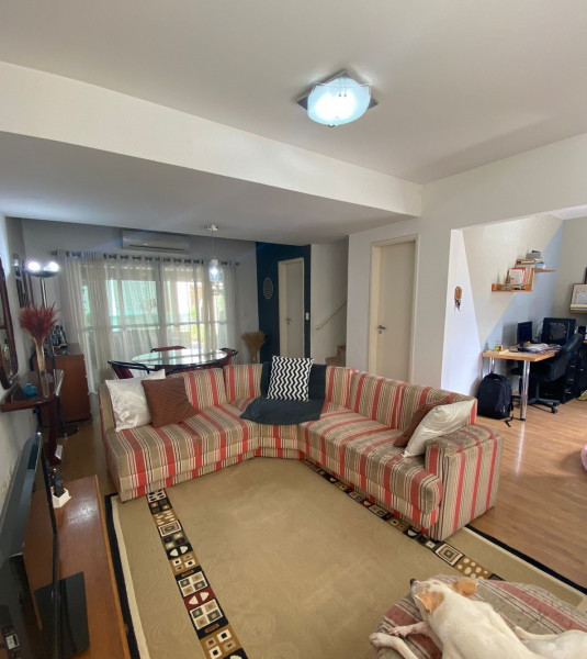 Casa de condomínio à venda Loteamento Villa Branca com 170m² e 4 quartos por R$ 1.010.000 - 1446946598-e57a8512-1ce9-401d-b3a9-5744a74bc01f.jpg