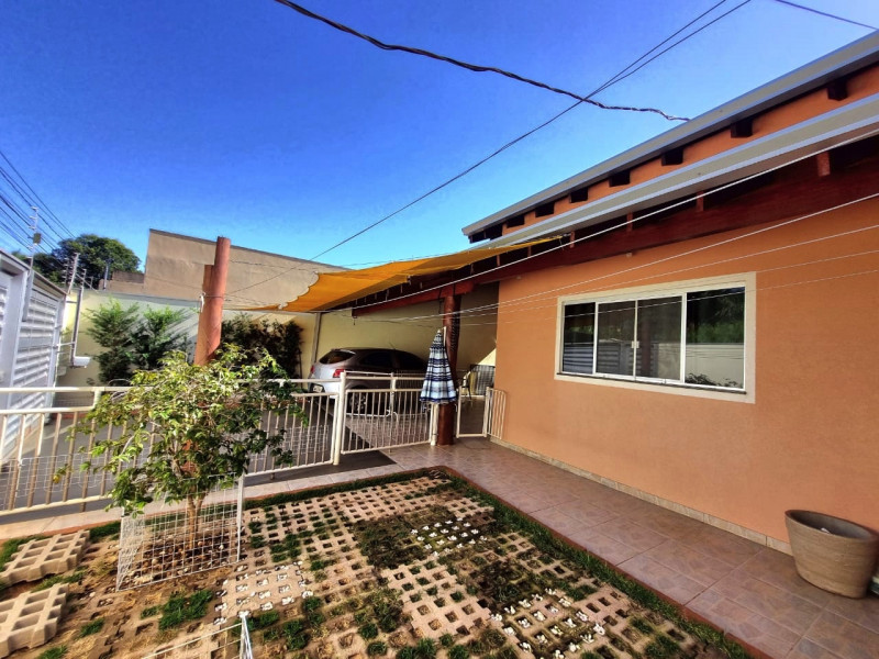 Casa à venda Res. Oliveira com 134m² e 3 quartos por R$ 650.000 - 1422871163-78cfc5db-ee5e-47bf-87a6-e5db07ecd515.jpeg
