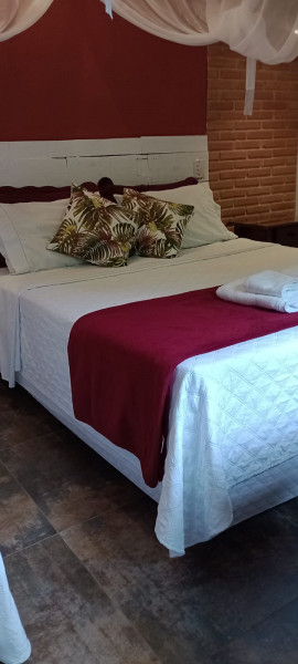Casa à venda Centro com 270m² e 10 quartos por R$ 3.200.000 - 2089806706-img-20230711-wa0007.jpg