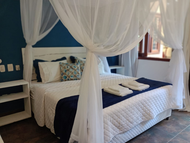 Casa à venda Centro com 270m² e 10 quartos por R$ 3.200.000 - 720122620-img-20230711-wa0005.jpg
