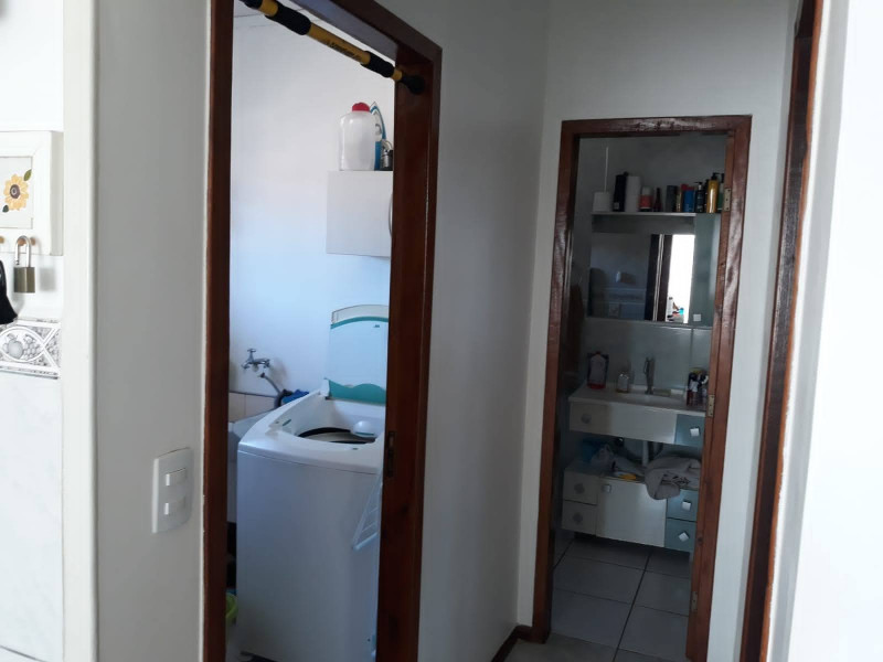 Casa à venda Uvaranas com 735m² e 2 quartos por R$ 485.000 - 656015223-whatsapp-image-2023-07-19-at-16.jpeg