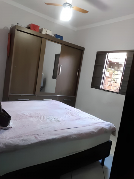 Casa à venda Loteamento Bom Pastor com 180m² e 3 quartos por R$ 210.000 - 1257053381-06.png