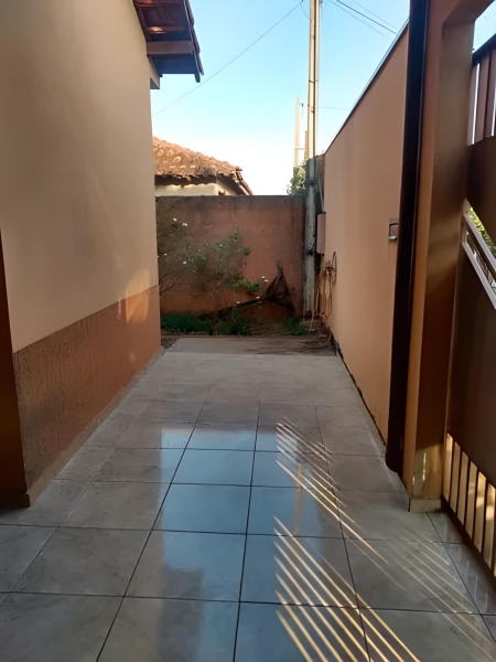 Casa à venda Loteamento Bom Pastor com 180m² e 3 quartos por R$ 210.000 - 1287693089-16.png