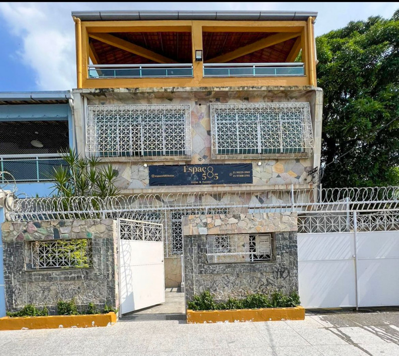 Casa para alugar Penha Circular com 650m² e 12 quartos por R$ 9.000 - 305479393-20-frente.jpeg