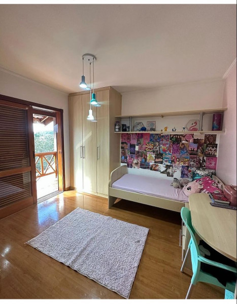 Casa à venda Vl. Thais com 42700m² e 4 quartos por R$ 1.300.000 - 1866002847-a9b2ad06-16f6-452c-a799-6a7eb9d9ba36.jpeg