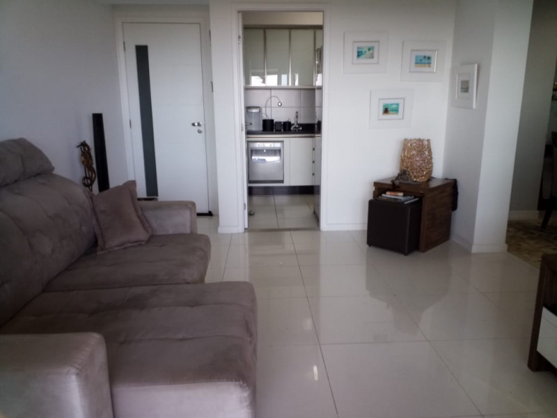 Apartamento à venda Paralela com 84m² e 2 quartos por R$ 860.000 - 494974287-sala-02.jpeg
