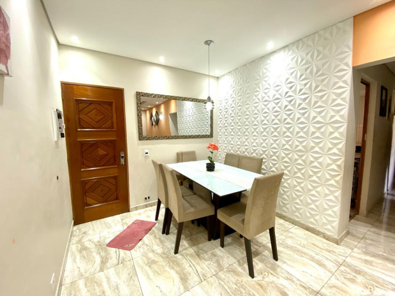 Apartamento à venda Jordanópolis com 68m² e 2 quartos por R$ 275.000 - 2091856919-apto-sala-jantar.jpeg