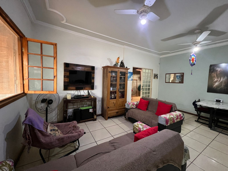 Casa à venda Lundcéia com 215m² e 4 quartos por R$ 750.000 - 1878598066-img-20230617-wa0063.jpg