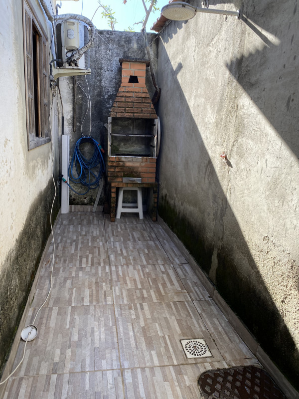 Casa à venda Paciência com 93m² e 1 quarto por R$ 60.000 - 616550252-quintal.jpg