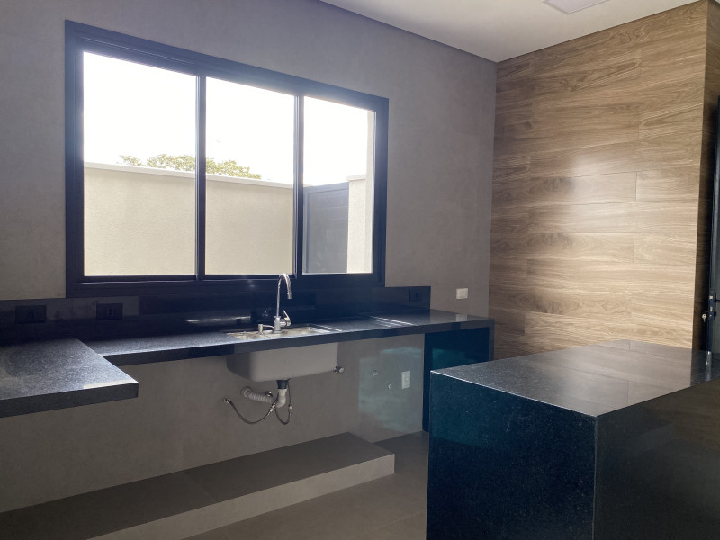 Casa de condomínio à venda Laranjeiras com 240m² e 3 quartos por R$ 2.260.000 - cozinha.jpg