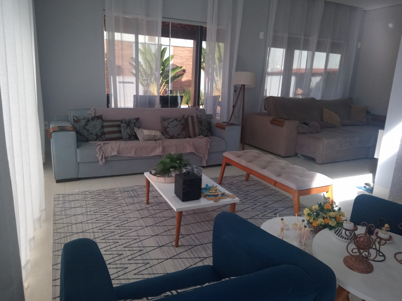 Casa à venda Novo Mundo com 300m² e 4 quartos por R$ 1.200.000 - 1062307106-20230710-093715.jpg