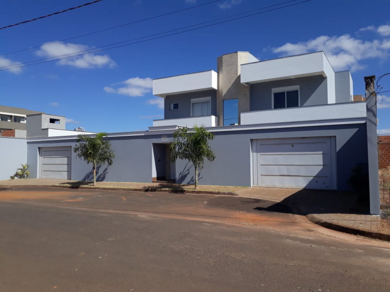 Casa à venda Novo Mundo com 300m² e 4 quartos por R$ 1.200.000 - 1853629106-img-20190624-wa0010.jpg