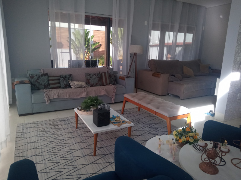 Casa à venda Novo Mundo com 300m² e 4 quartos por R$ 1.200.000 - 478338694-20230710-093710.jpg