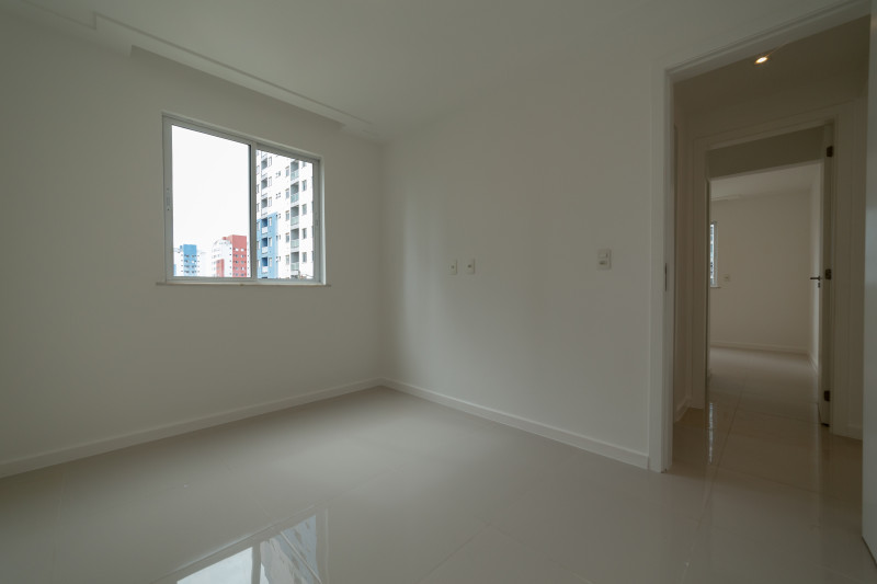 Apartamento à venda Piatã com 52m² e 1 quarto por R$ 280.000 - 603241615-img-4772.jpg
