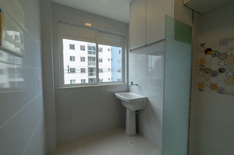 Apartamento à venda Piatã com 52m² e 1 quarto por R$ 280.000 - 914860105-img-4781.jpg