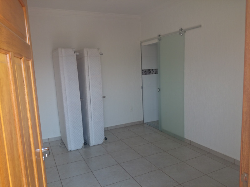 Casa à venda Vila Avai com 316m² e 5 quartos por R$ 990.000 - dsc-1957.JPG