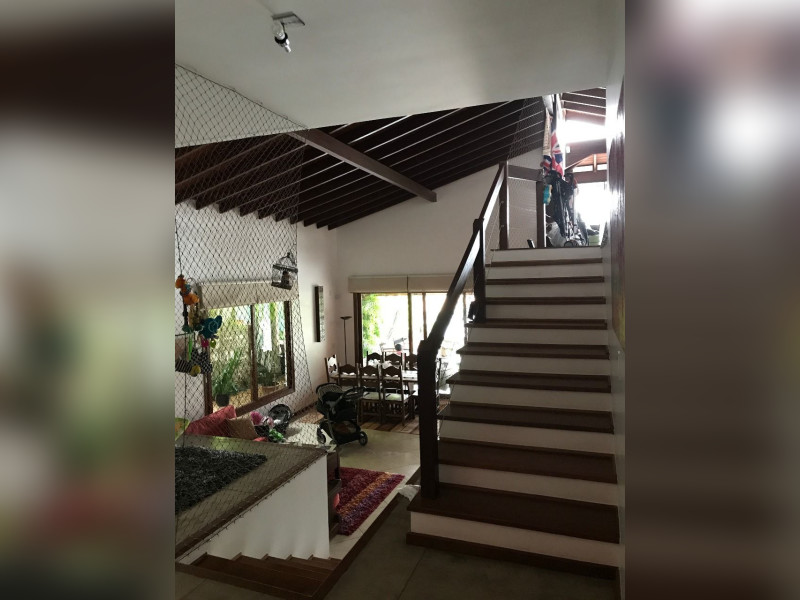 Casa à venda Parque dos Príncipes com 629m² e 4 quartos por R$ 1.975.000 - salas-fundos.jpg