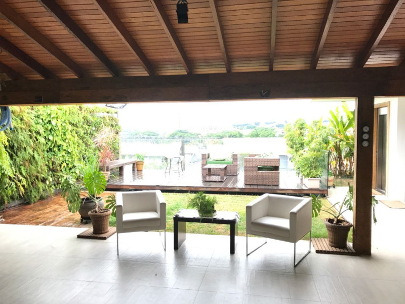 Casa à venda Parque dos Príncipes com 629m² e 4 quartos por R$ 1.975.000 - varanda-fundo.jpg