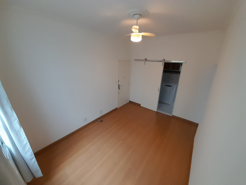 Apartamento à venda Barra da Tijuca com 44m² e 1 quarto por R$ 310.000 - 1010487619-02-sala.jpg