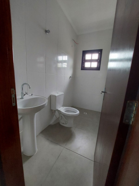 Casa de condomínio à venda Indaiá com 96m² e 2 quartos por R$ 370.000 - 277102895-banheiro-suite.jpeg
