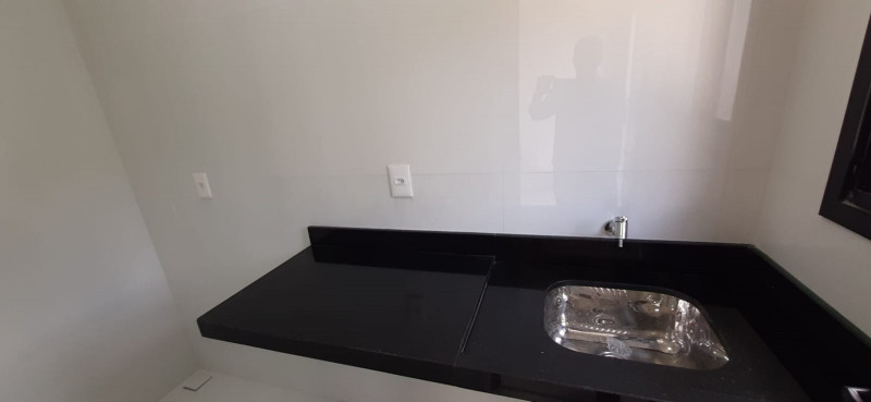 Casa de condomínio à venda Cézar de Souza com 146m² e 3 quartos por R$ 1.390.000 - 2025676558-foto-lavanderia-casa-terrea-3-dormitorios-1-suites-146m-alto-padrao-condominio-fechado-mogi-das-cruzes-sp.jpg