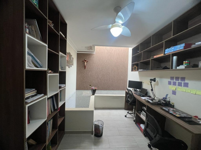 Casa à venda Parque Nossa Senhora da Candelaria com 245m² e 3 quartos por R$ 500.000 - 126826226-save-20230726-115342.jpg