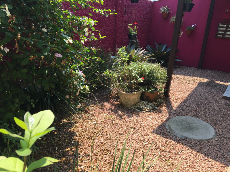 Casa de condomínio à venda Campestre com 117m² e 3 quartos por R$ 570.000 - 1667092595-jardim.jpg