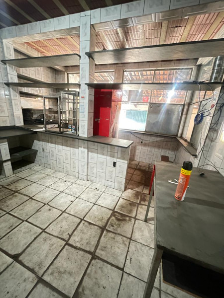 Comercial para alugar Santa Maria com 660m² e 1 quarto por R$ 2.500 - 2134375259-fotos-quadra-26072023-19.jpeg