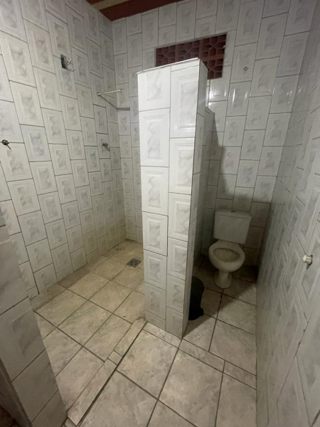 Comercial para alugar Santa Maria com 660m² e 1 quarto por R$ 2.500 - 2802653-fotos-quadra-26072023-13.jpeg