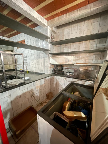 Comercial para alugar Santa Maria com 660m² e 1 quarto por R$ 2.500 - 975827721-fotos-quadra-26072023-22.jpeg