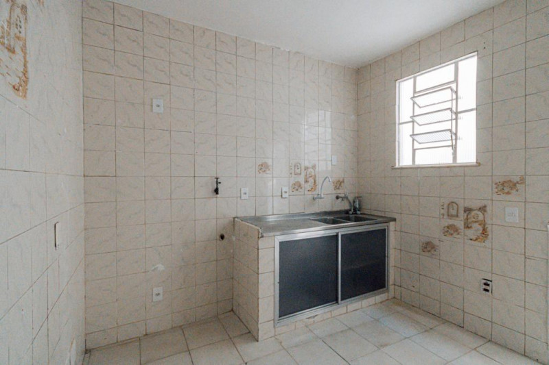 Casa de condomínio à venda Vila Valqueire com 210m² e 5 quartos por R$ 400.000 - 1102522102-e16cdf55-048f-489b-88cf-40660bab08b3.jpeg