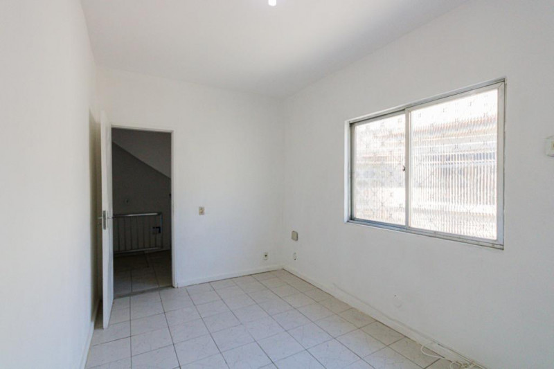 Casa de condomínio à venda Vila Valqueire com 210m² e 5 quartos por R$ 400.000 - 1748967222-e8a4dad8-c4ae-465f-bdd4-5ab3da5b68c9.jpeg