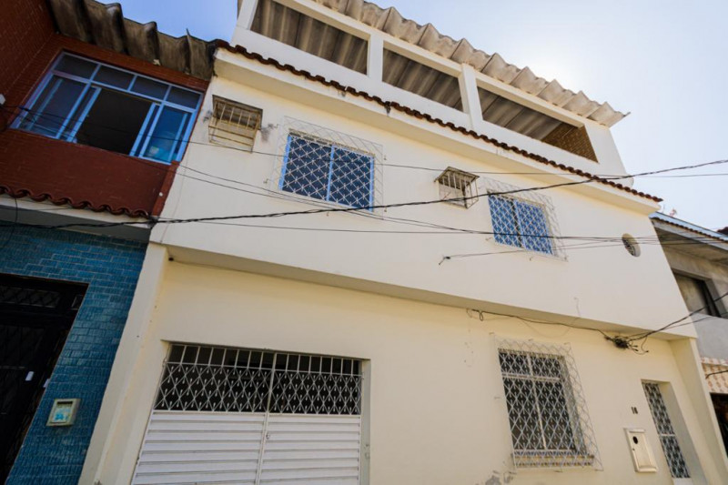 Casa de condomínio à venda Vila Valqueire com 210m² e 5 quartos por R$ 400.000 - 979969142-f8b803be-f909-475c-8ab9-8ec8ccd54f3a.jpeg