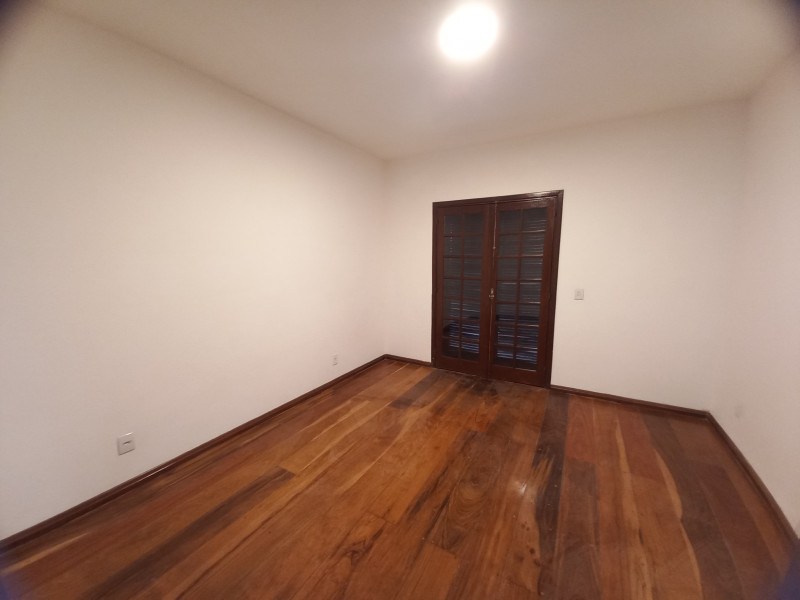 Casa à venda Parque Jatibaia (Sousas) com 230m² e 3 quartos por R$ 900.000 - 18026426-20230528-152932.jpg