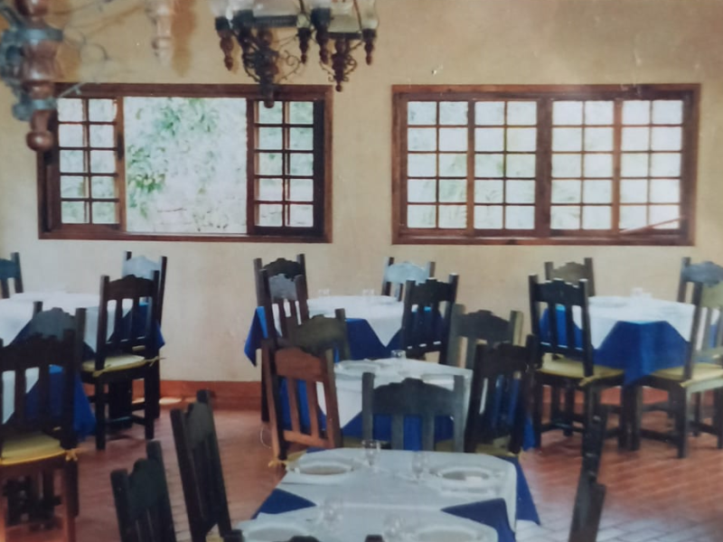 Sítio à venda Centro com 115000m² e 16 quartos por R$ 2.900.000 - 44-salao.png