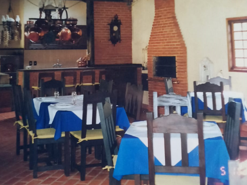 Sítio à venda Centro com 115000m² e 16 quartos por R$ 2.900.000 - 45-salao.png