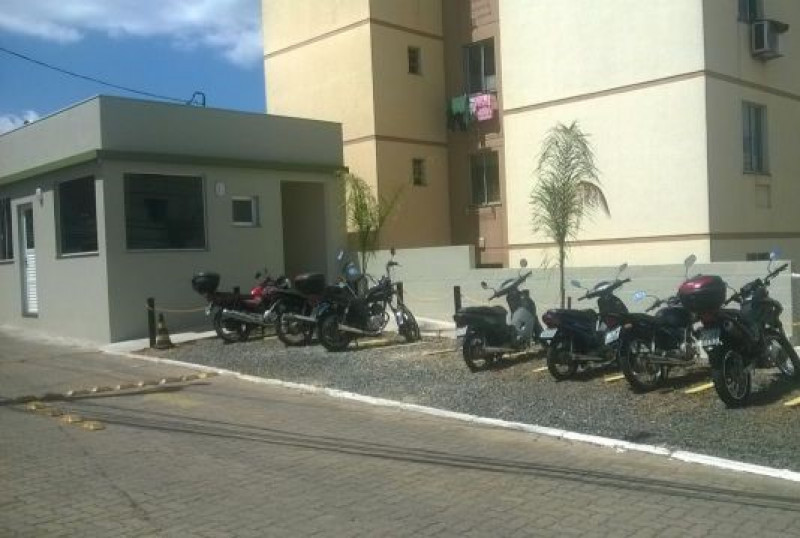 Apartamento à venda Pasqualini com 36m² e 2 quartos por R$ 110.000 - 1090468816-condominio-um-dos-estacioanemtos-de-motos.jpg