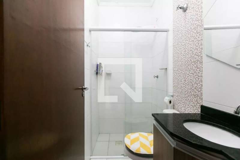 Casa de condomínio à venda Vl. Progresso (Zona Leste) com 65m² e 2 quartos por R$ 290.000 - 1132127421-banheiro-3.PNG