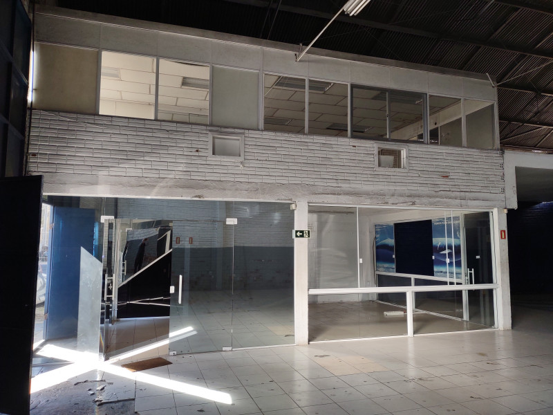 Comercial para alugar Navegantes com 390m² e 1 quarto por R$ 6.500 - 354667768-img-20230714-144027674.jpg