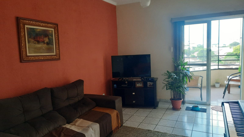 Apartamento à venda Vl. São José com 83m² e 2 quartos por R$ 300.000 - 1137973227-whatsapp-image-2022-12-07-at-00.jpeg