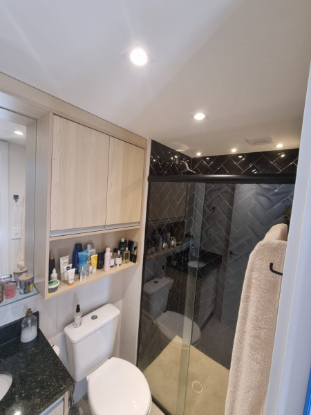 Apartamento à venda Vila Andrade com 39m² e 1 quarto por R$ 490.000 - 433567250-banheiro3.jpeg