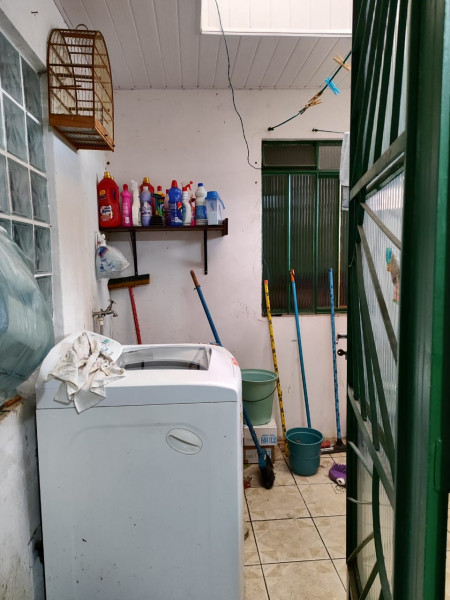 Casa à venda Campo de Santana com 100m² e 5 quartos por R$ 300.000 - 489037122-48622d98-dab7-437e-8166-5d0c32ec544f.jpg