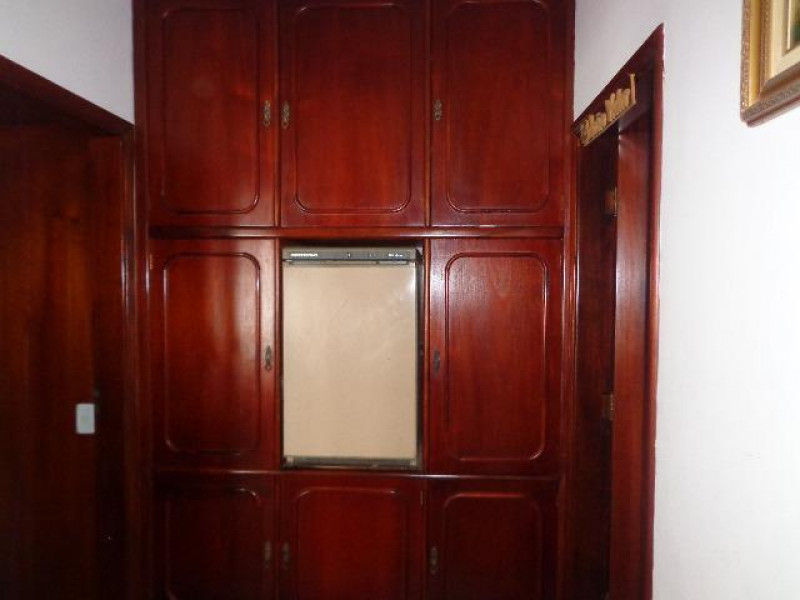 Casa à venda Centro com 382m² e 3 quartos por R$ 1.100 - 1457055373-13aaff10-1ee5-4db8-9499-1fea59393648.jpeg