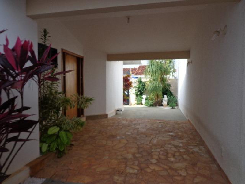 Casa à venda Centro com 382m² e 3 quartos por R$ 1.100 - 150012896-4033705f-fcf0-4a5f-8edf-c1a6f6b131fd.jpeg