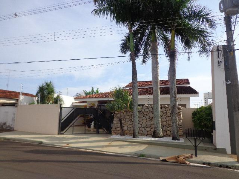 Casa à venda Centro com 382m² e 3 quartos por R$ 1.100 - 548710649-fe65e764-9759-4d91-87f1-9339e52408e2.jpeg