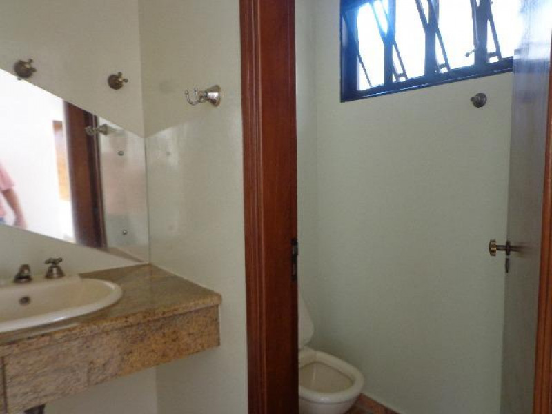 Casa à venda Centro com 382m² e 3 quartos por R$ 1.100 - 898557112-c52badf6-abe0-4d56-9629-bb5ac8982109.jpeg