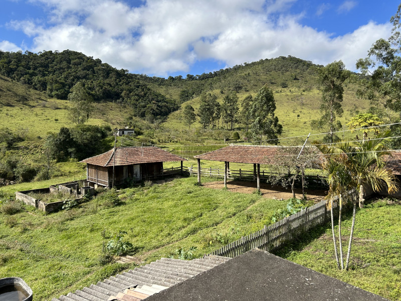 Fazenda à venda Centro com 1940000m² e 3 quartos por R$ 7.900.000 - 1716381124-img-5860.JPG