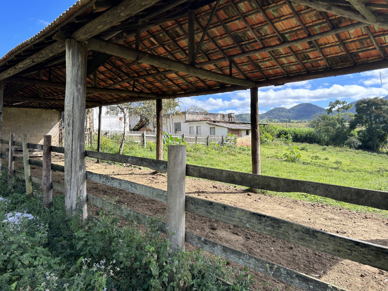 Fazenda à venda Centro com 1940000m² e 3 quartos por R$ 7.900.000 - 624549623-img-5868.JPG
