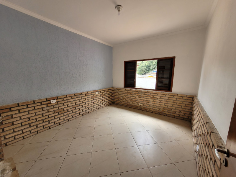 Casa à venda Suíssa com 213m² e 3 quartos por R$ 600.000 - 1268959122-quarto-suite.jpg
